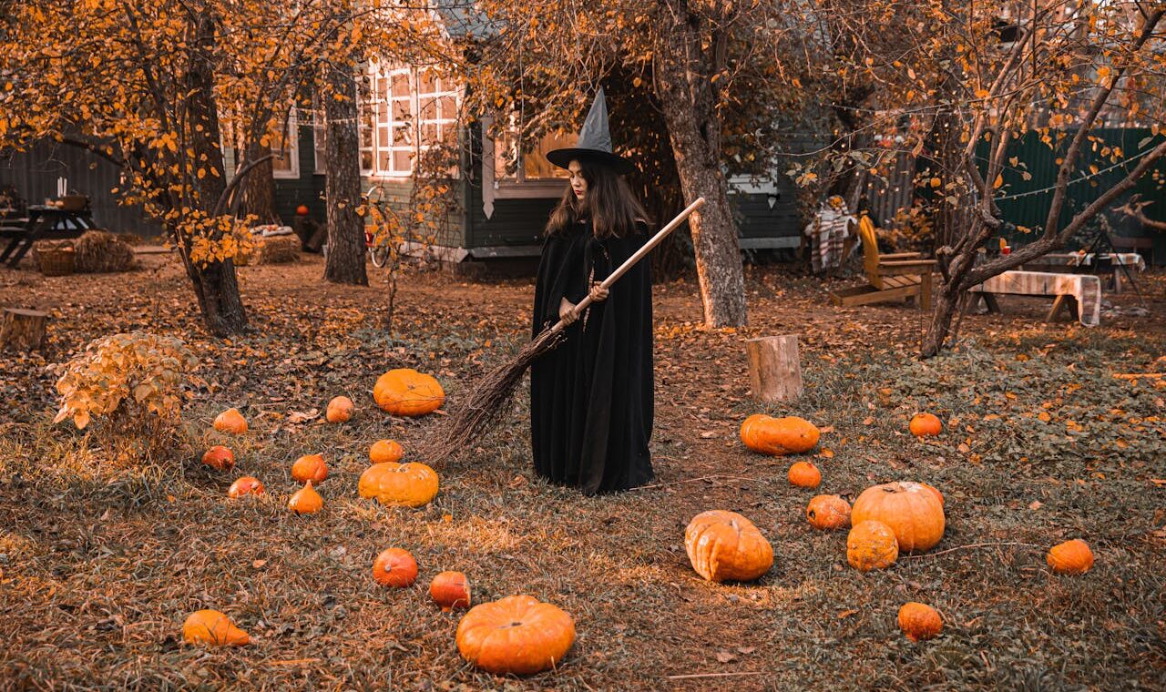 noc vjestica halloween praznik moderno vjesticarstvo
